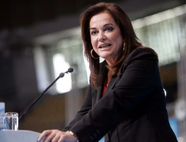 Ντ. Μπακογιάννη: «Η ανάπτυξη απαιτεί μείωση φορολογίας και ασφαλιστικών εισφορών»